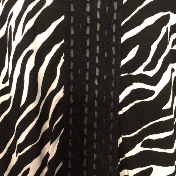 Liz Lange Zebra Print Poncho Top Size XS/S - Picture 11 of 16